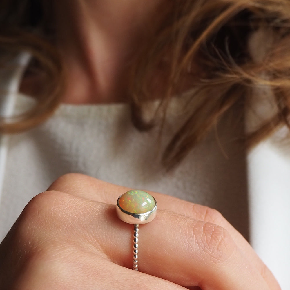Ring mit Opal